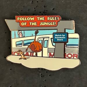 Disney Cast Member-Wild About Safety - Follow the Rules of the Jungle Pin 2003